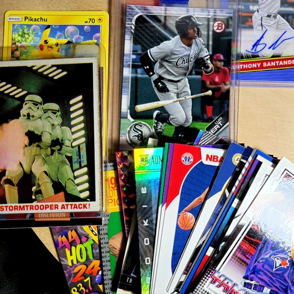 THE ULTIMATE NFL, NBA, MLB & MORE MYSTERY BUNDLE BOX 👀💯🔥🔥🔥🔥🚀🚀 - Picture 6 of 16